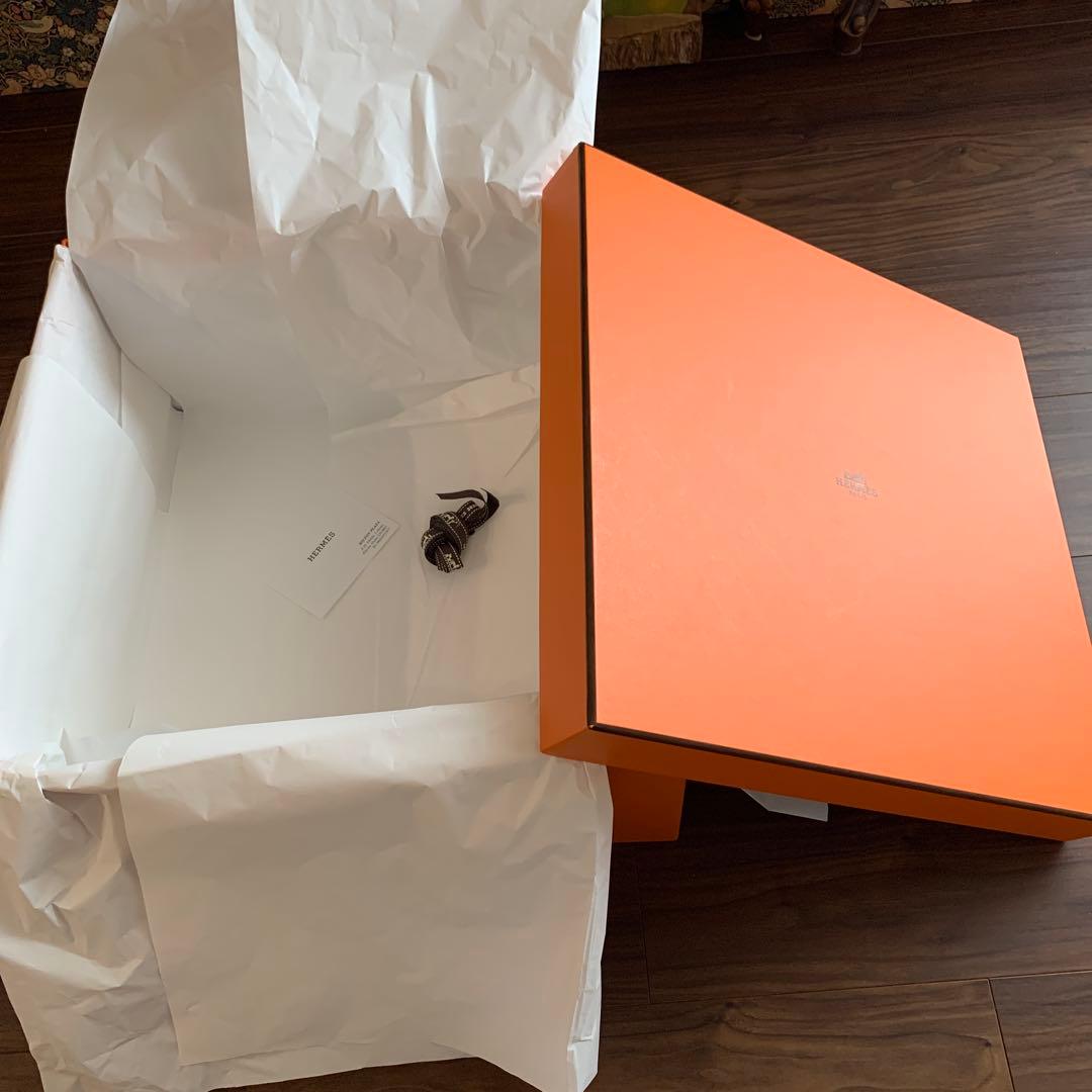 HERMES エルメス バーキン　箱　オレンジBOX ②リボン エルメスを象徴するオレンジボックス エルメス専門店 【公式】ルージュ