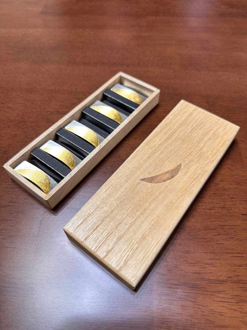 能作 箸置 金箔 錫 100% 日本製 祝い箸置き　箱付き 能作 公式 箸置 - 輪（りん） - ゴールド - 5ヶ入 錫100％ ギフト包装
