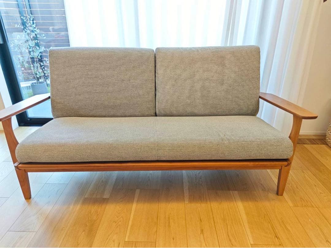 カリモク 木製フレーム ２人掛椅子ロングソファ グレー カリモク家具（KARIMOKU FURNITURE） カリモク ソファ 2人掛椅子ロング
