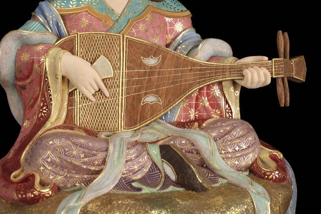 現代大仏師 向吉悠睦 秀逸作 木彫彩色像 琵琶を奏でる天女 ガラス