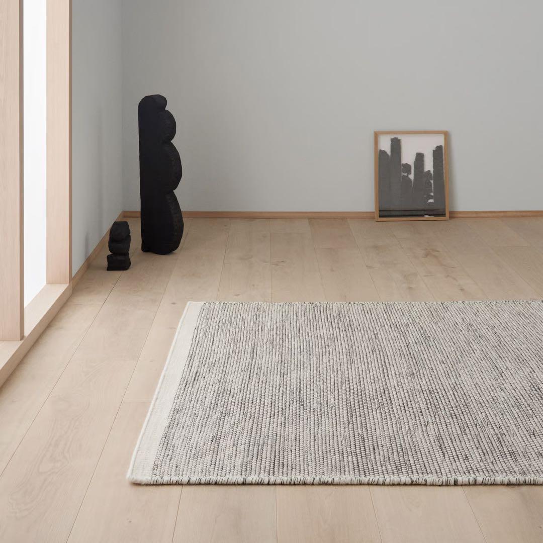 リニエデザイン　asko 200x140cm Linie Design | リニ―デザイン からのAsko ラグ 140x200 cm