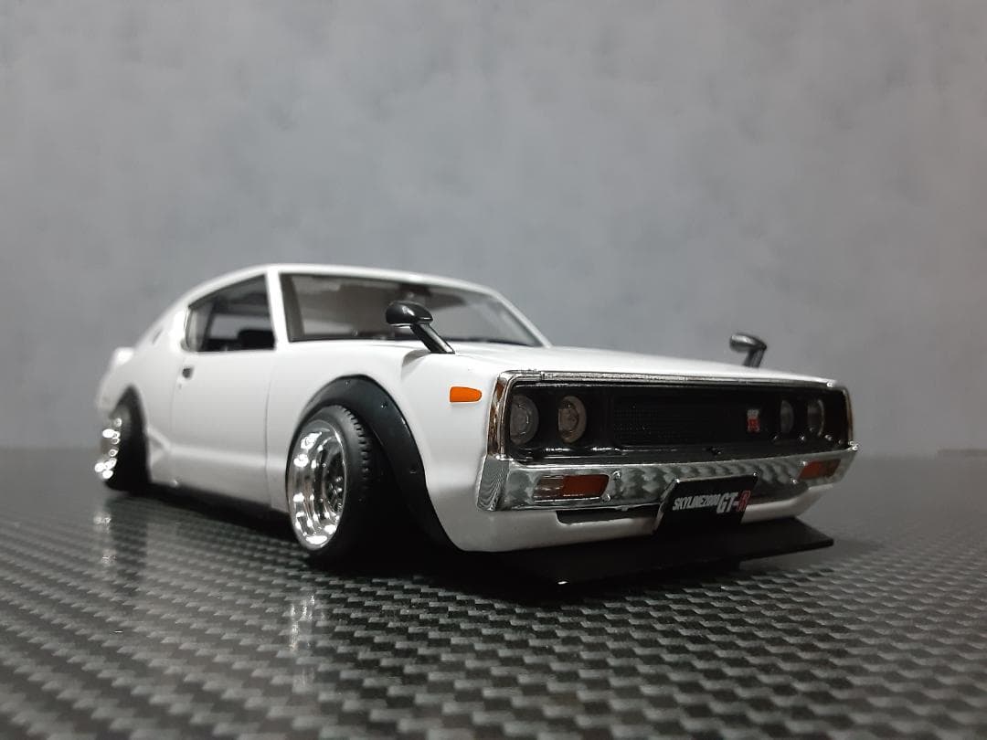 Maisto 1/24 日産 ケンメリ GT-R カスタム改 マークⅢ ガンメタ - メルカリ