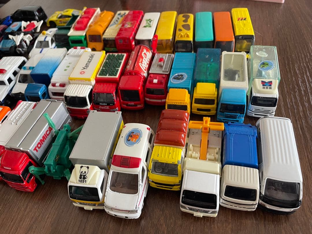 トミカミニカー50台超セットまとめ売り♪ - メルカリ