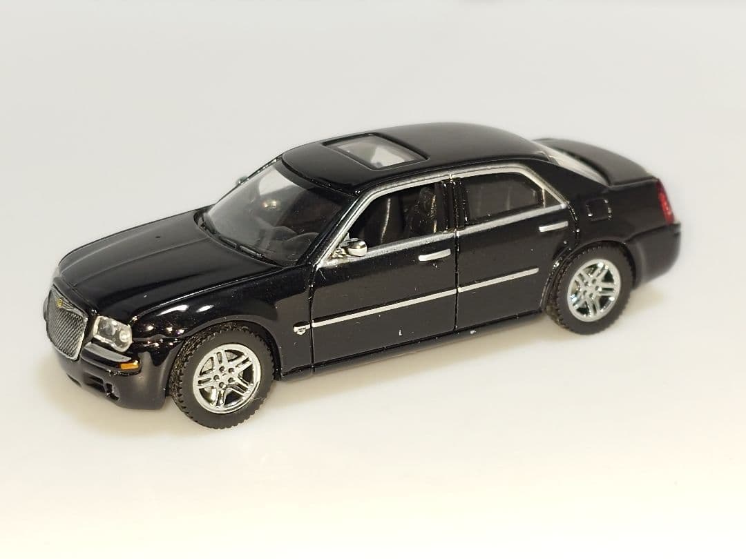 ノレブ クライスラー 300C 1/64 ミニカー ブラック - メルカリ