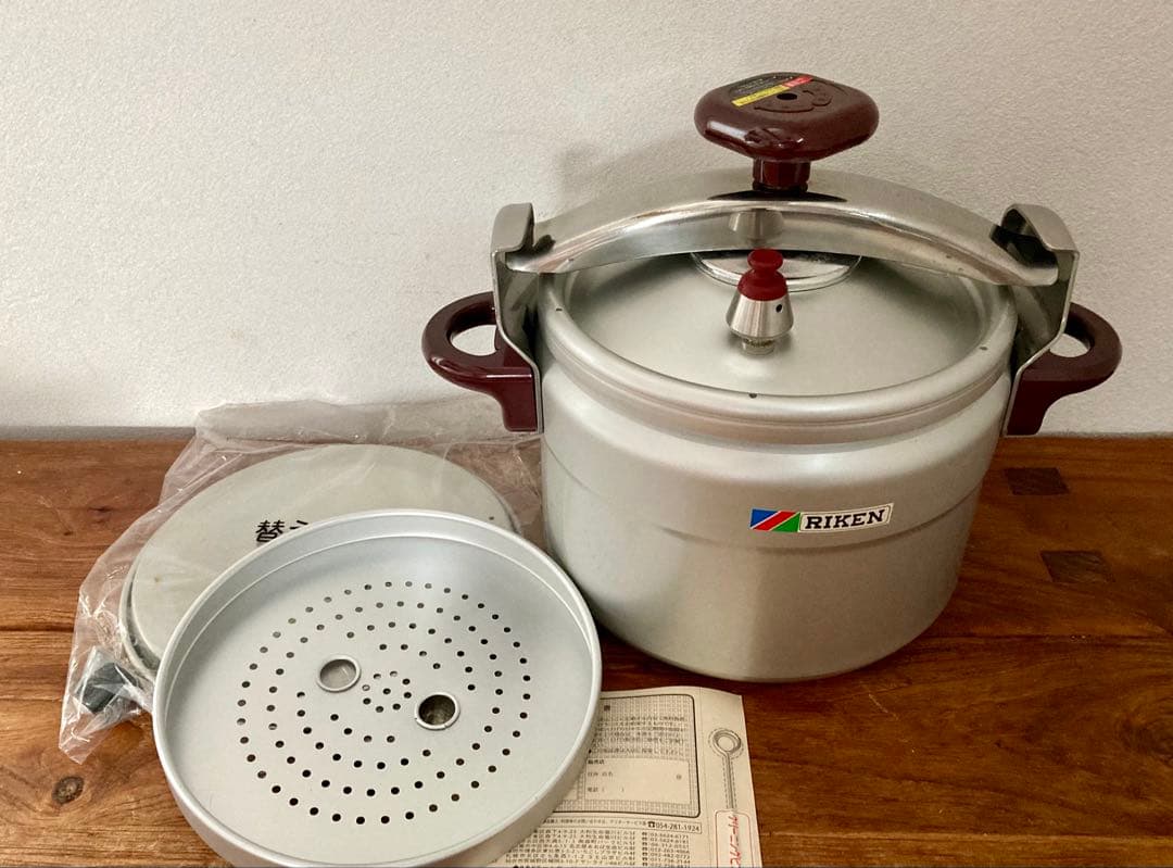 【未使用品】理研 圧力鍋 6L スピードクッキング Yahoo!オークション -「理研 圧力鍋 6l」の落札相場・落札価格