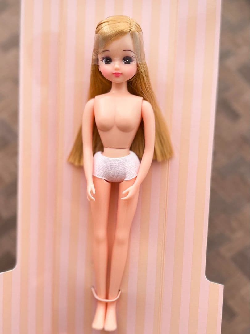 リカちゃんキャッスル おたのしみドール - メルカリ