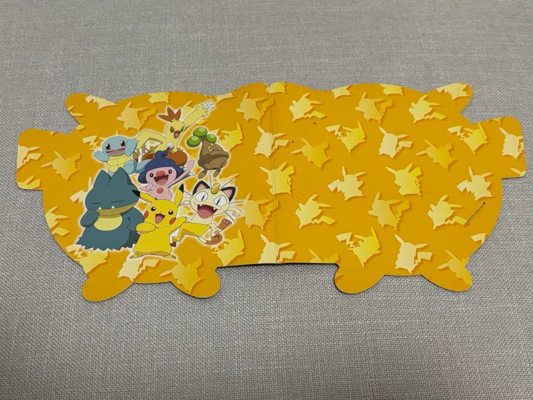 使用可能】ピカチュウ Suicaカード 台紙&パスケースセット