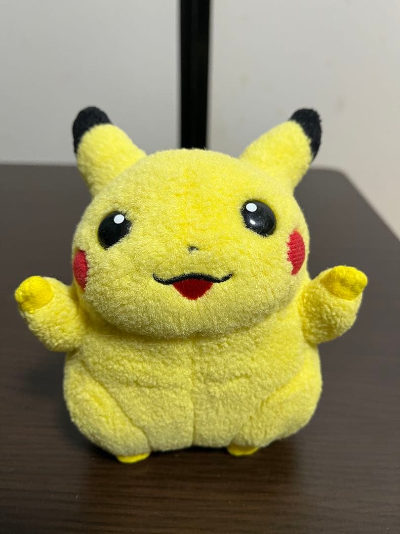 そらとぶピカチュウ　風船　ぬいぐるみ　TOMY　希少　空飛ぶ　レア Yahoo!オークション -「そらとぶピカチュウ ぬいぐるみ」(おもちゃ