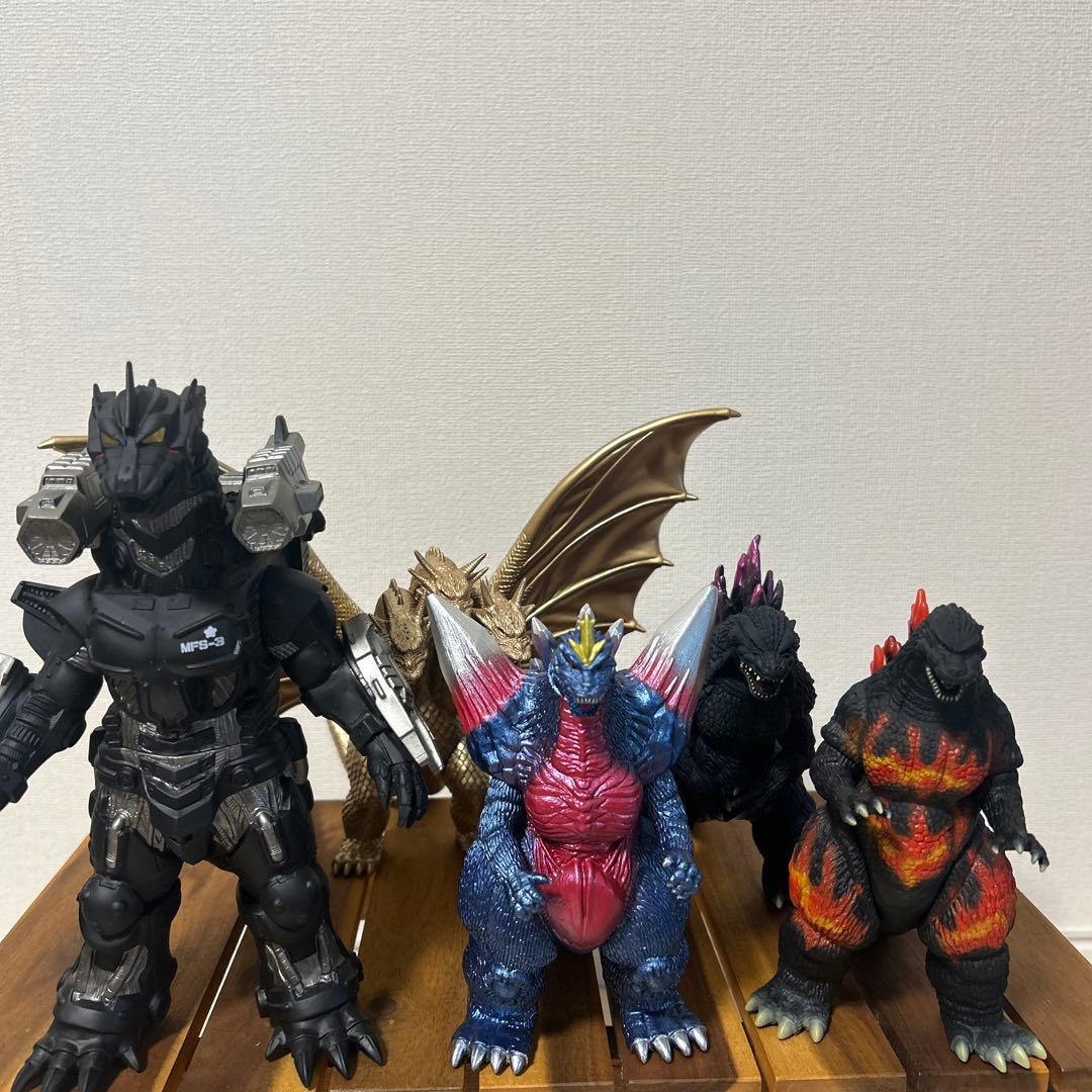 ムービーモンスターシリーズ　デスゴジ　キングギドラ　機龍　スペゴジ　5体セット 山崎貴監督が手掛けた『ゴジラ・ザ・ライド』よりムービーモンスター