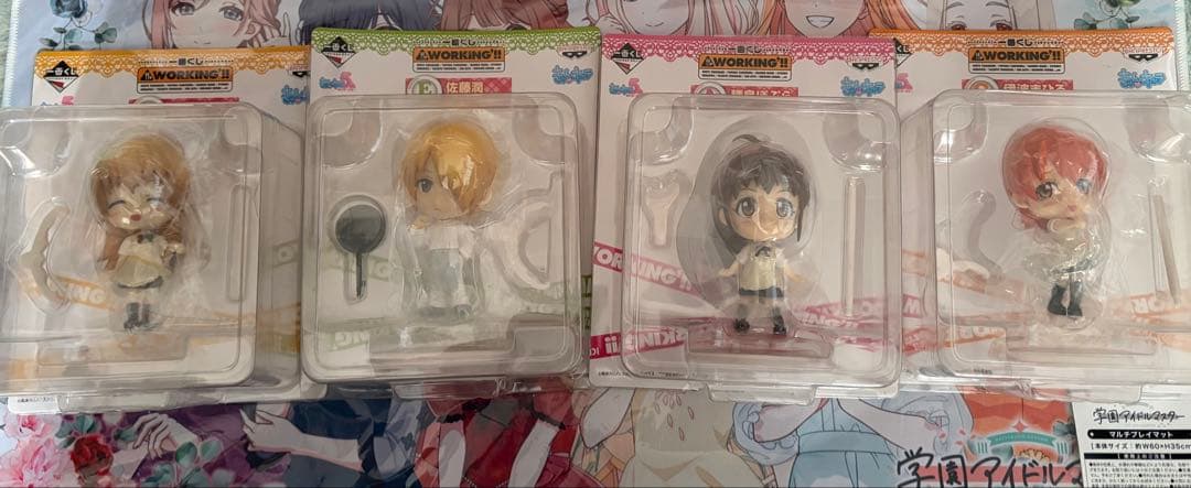 WORKING!! フィギュアまとめ売り＋おまけポスター - メルカリ
