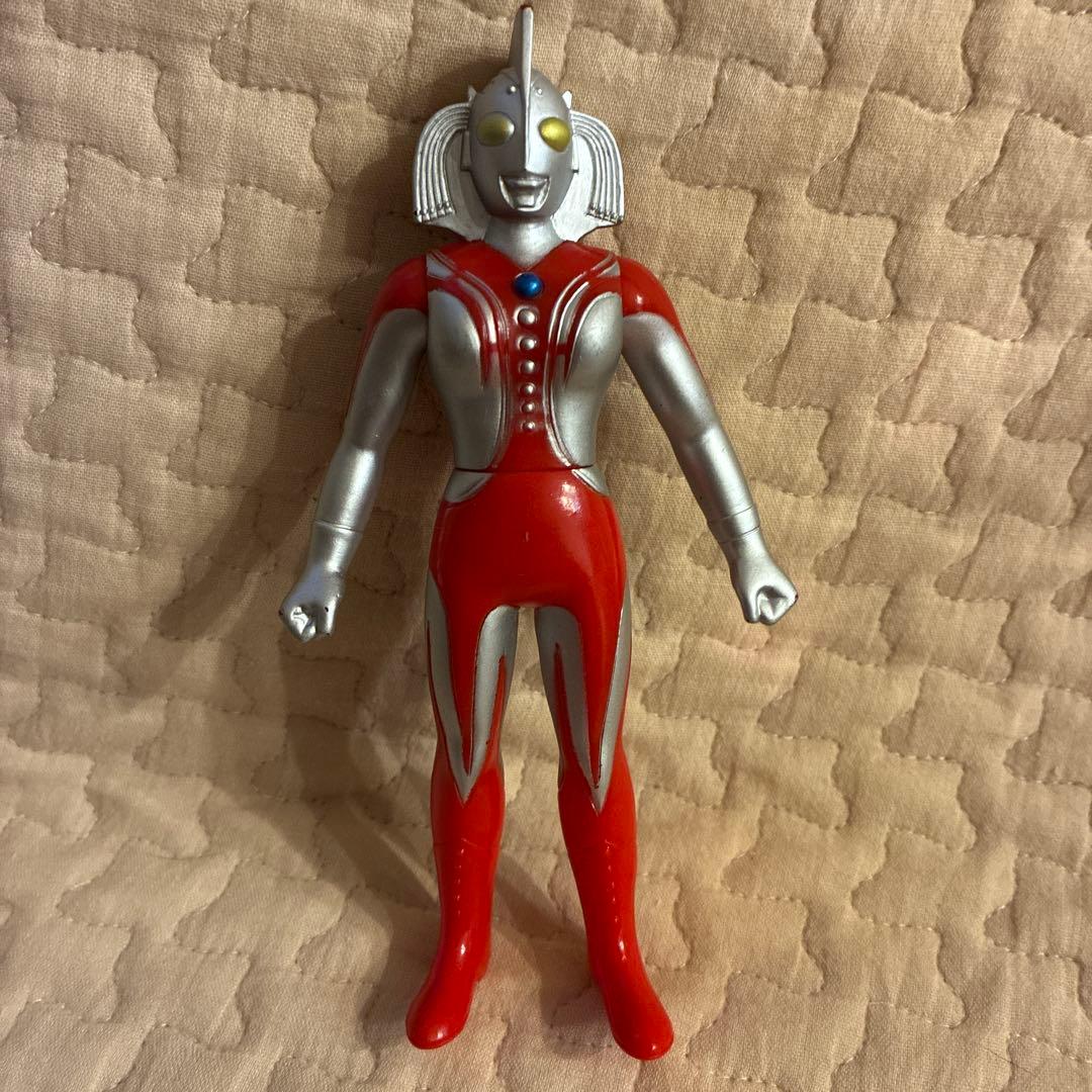 ウルトラの母 1989年製 約16センチ - メルカリ
