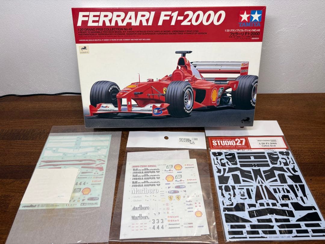 タミヤ 1/20 フェラーリ F1-2000 社外 スポンサー、カーボンデカール タミヤ 1/20 フェラーリ F1-2000 社外 スポンサー、カーボンデカール