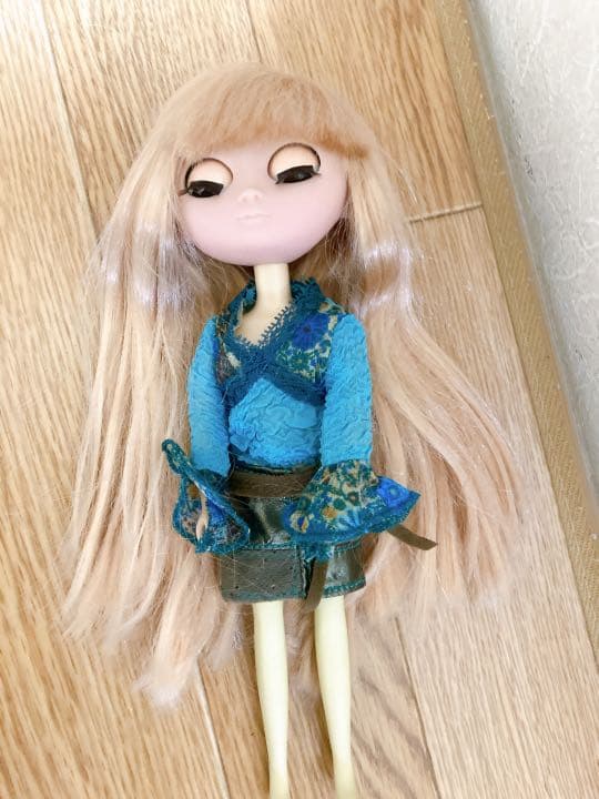 ウナunaドール