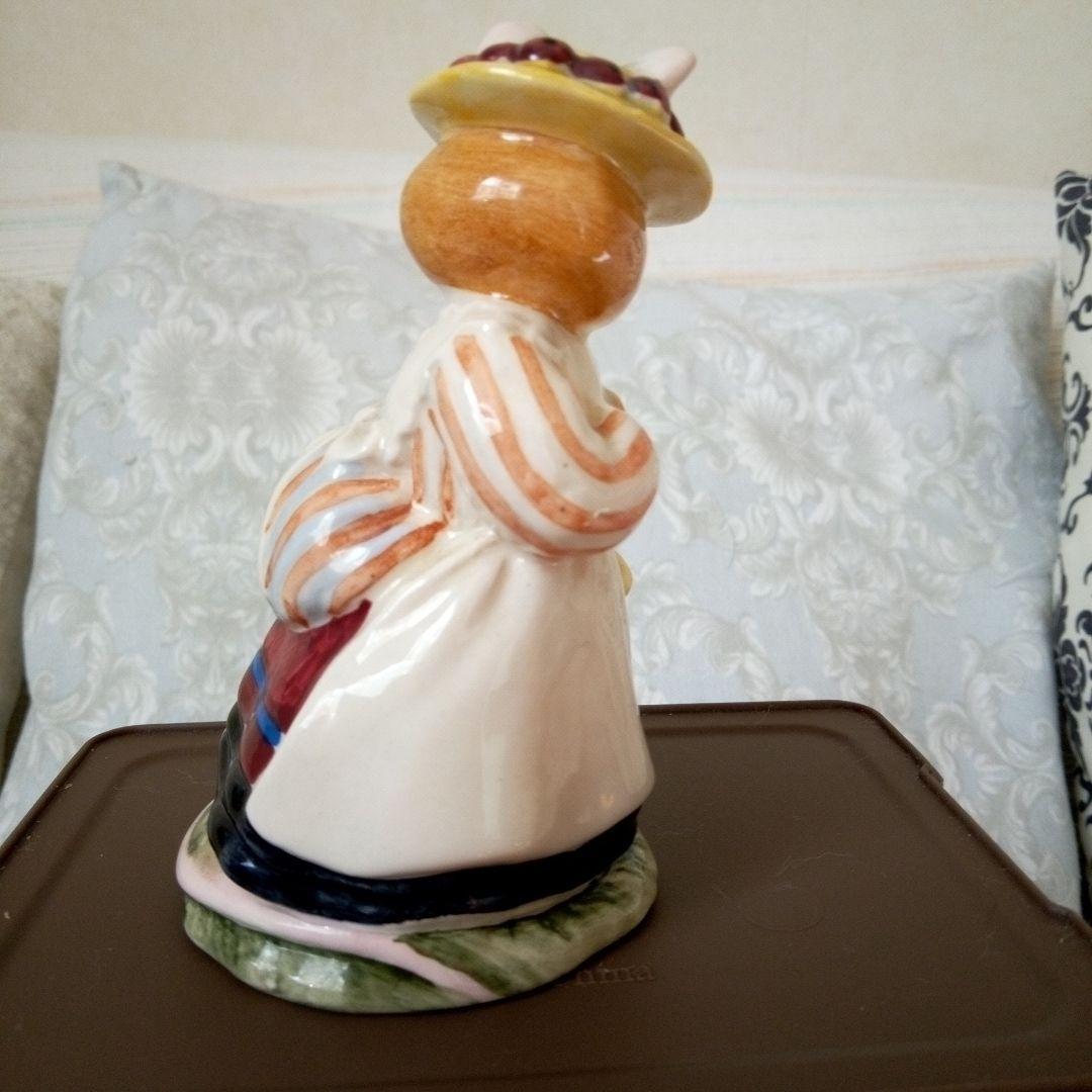 Royal Doulton ロイヤルドルトン LADY WOODMOUSE