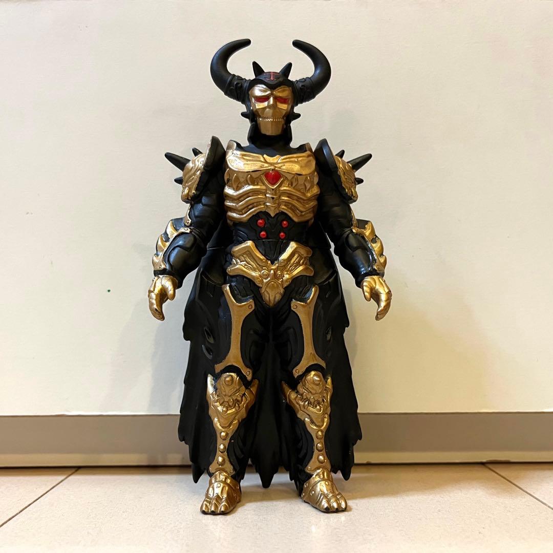 ソフビ ウルトラマン ウルトラ怪獣500 幻影宇宙帝王 ジュダスペクター