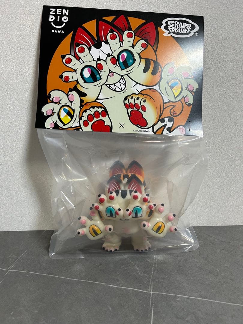 新品 GRAPE BRAIN ONIGIRI COMBO ソフビ フィギュア Grape Brain x Strangecat Toys Presents DNIGIRUJIN God of Big