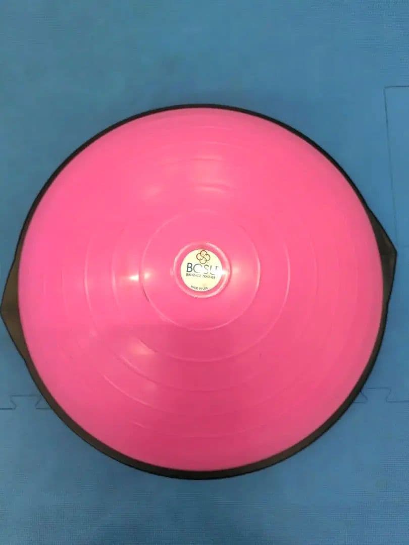 BOSU バランストレーナー ピンク 箱付き 中古 体幹トレーニング - メルカリ