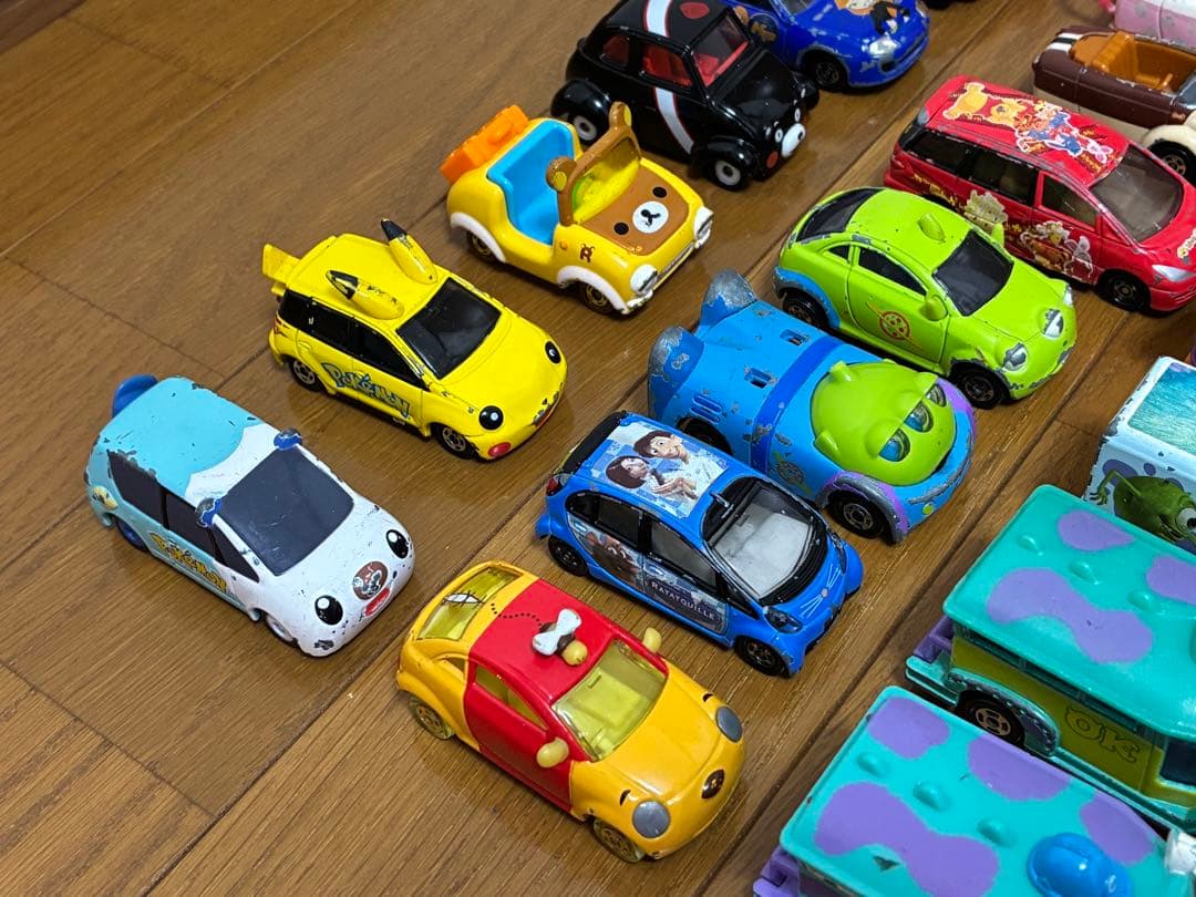 まとめ売り】ディズニートミカなど 計59台