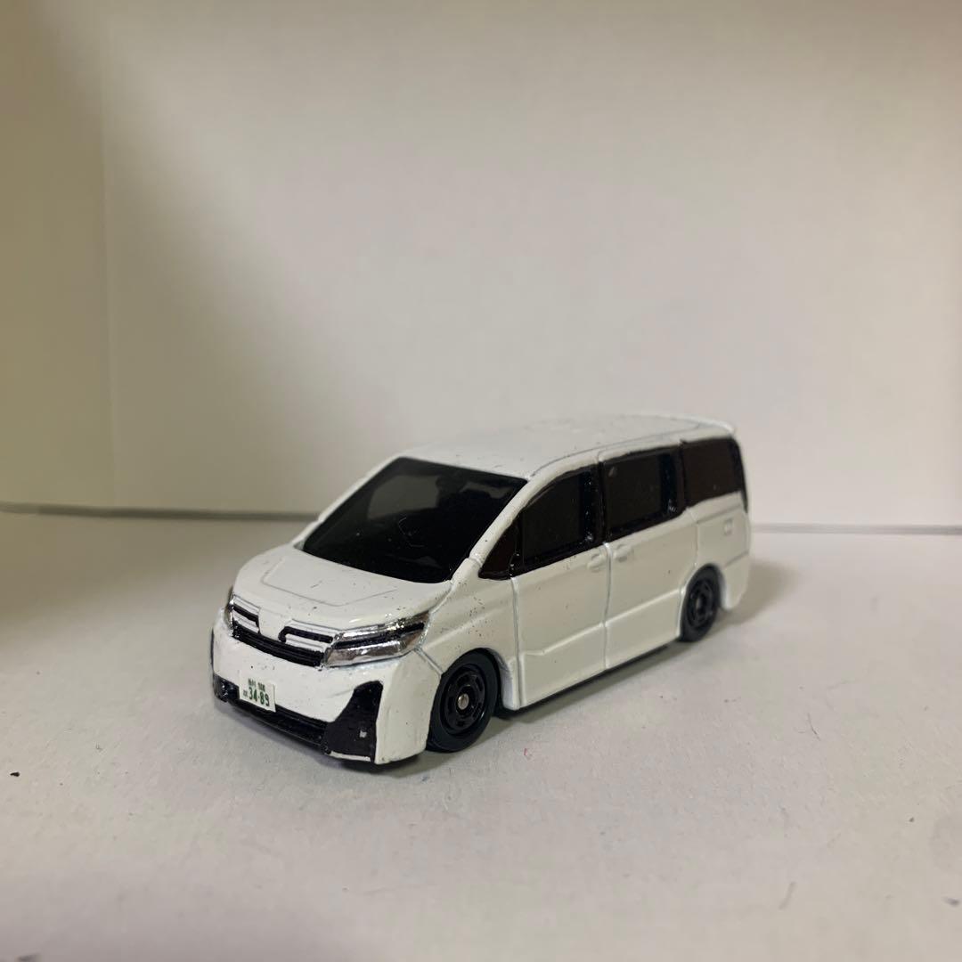 トミカ改造 ヴォクシー GRスポーツ - メルカリ