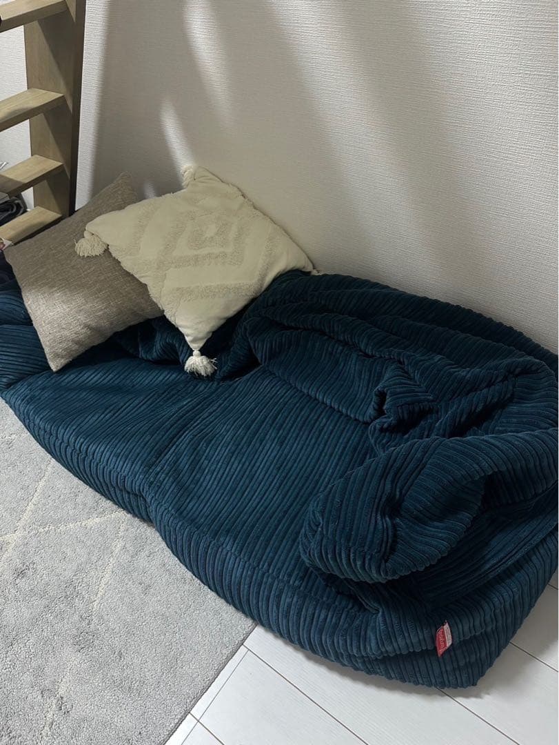 Loungepug 2人掛けアルバートソファビーズクッション コーデュロイ LoungePug 2人掛けアルバートビーズソファ-クラシックコーデュロイ
