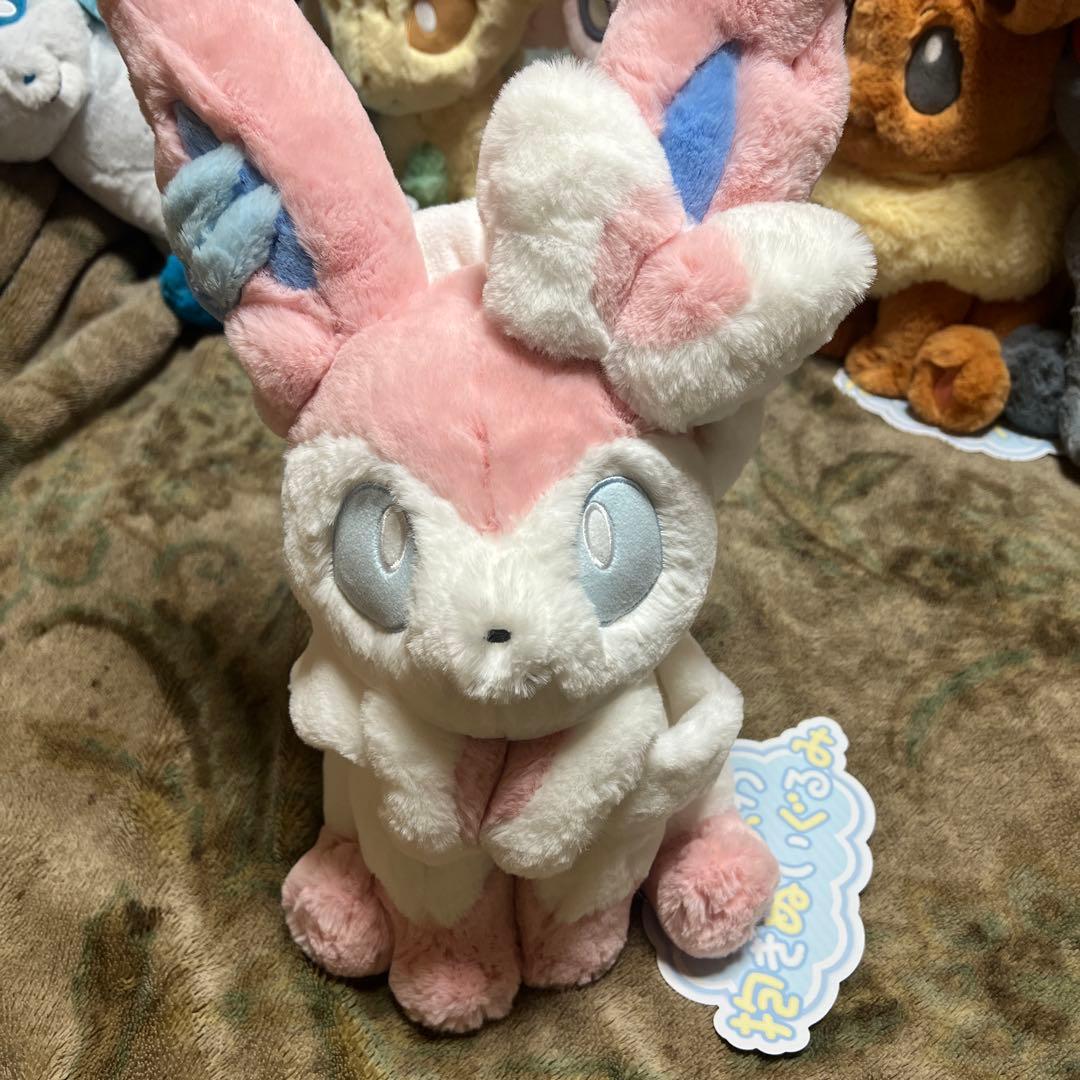 ポケモン ふわふわ抱きぬいぐるみ ブイズ6匹 - メルカリ