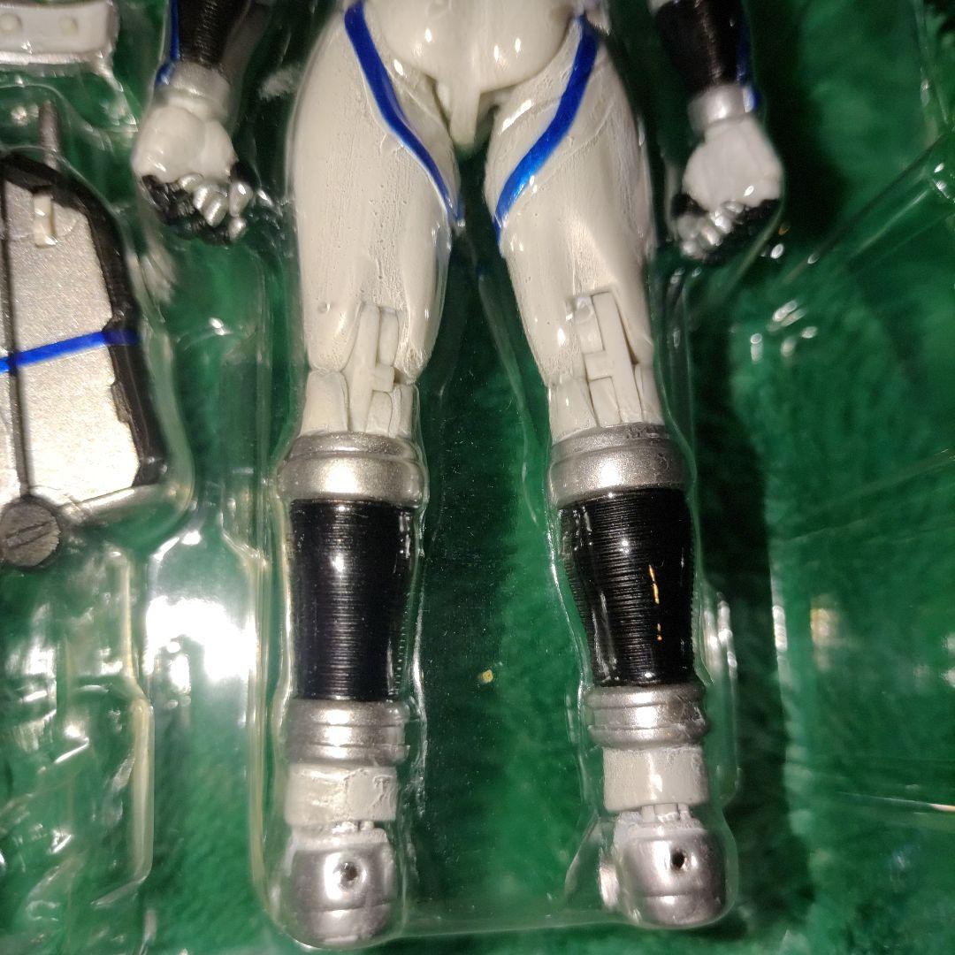 【美品】S.H.Figuarts 仮面ライダーサイガ 東映 仮面ライダー555