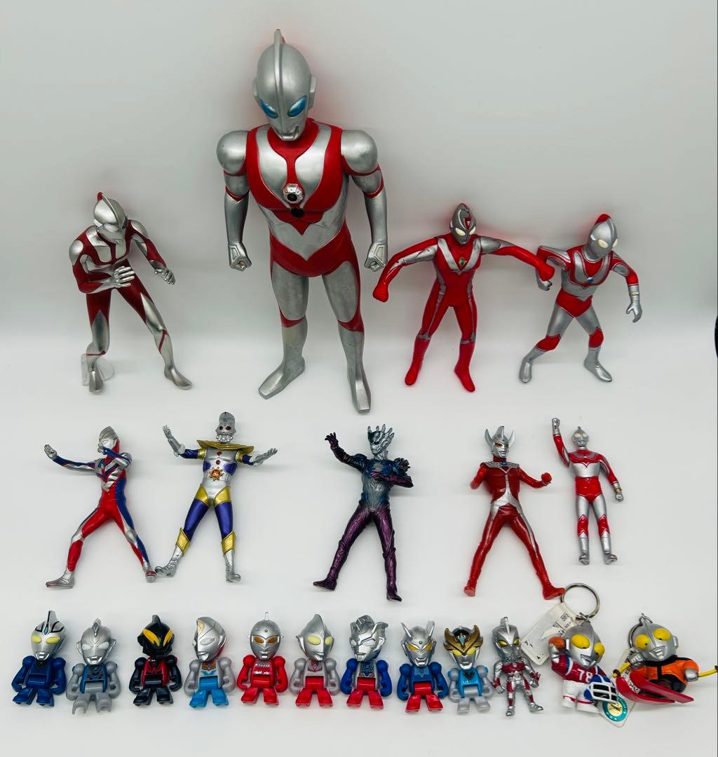ウルトラマン フィギュアまとめ売り - メルカリ