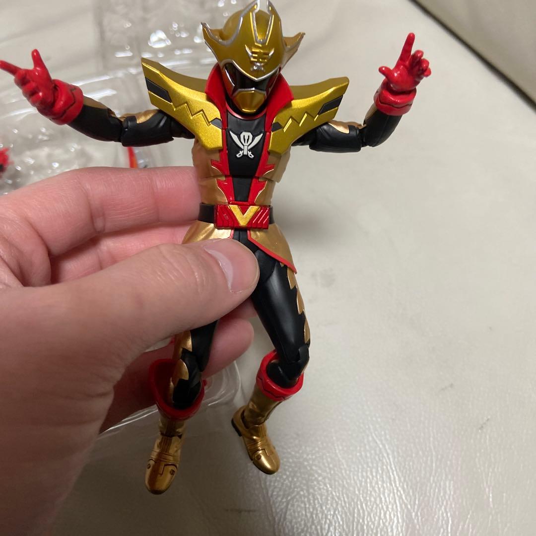 S.H.Figuarts フィギュアーツ　ツーカイザー　機界戦隊　ゼンカイジャー