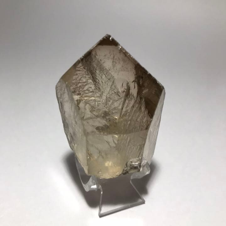 水晶ポイント・ガウリシャンカールスモーキー水晶　84ｇ 希少・高品質]ネパール/ガウリシャンカール産ヒマラヤ水晶ナチュラル