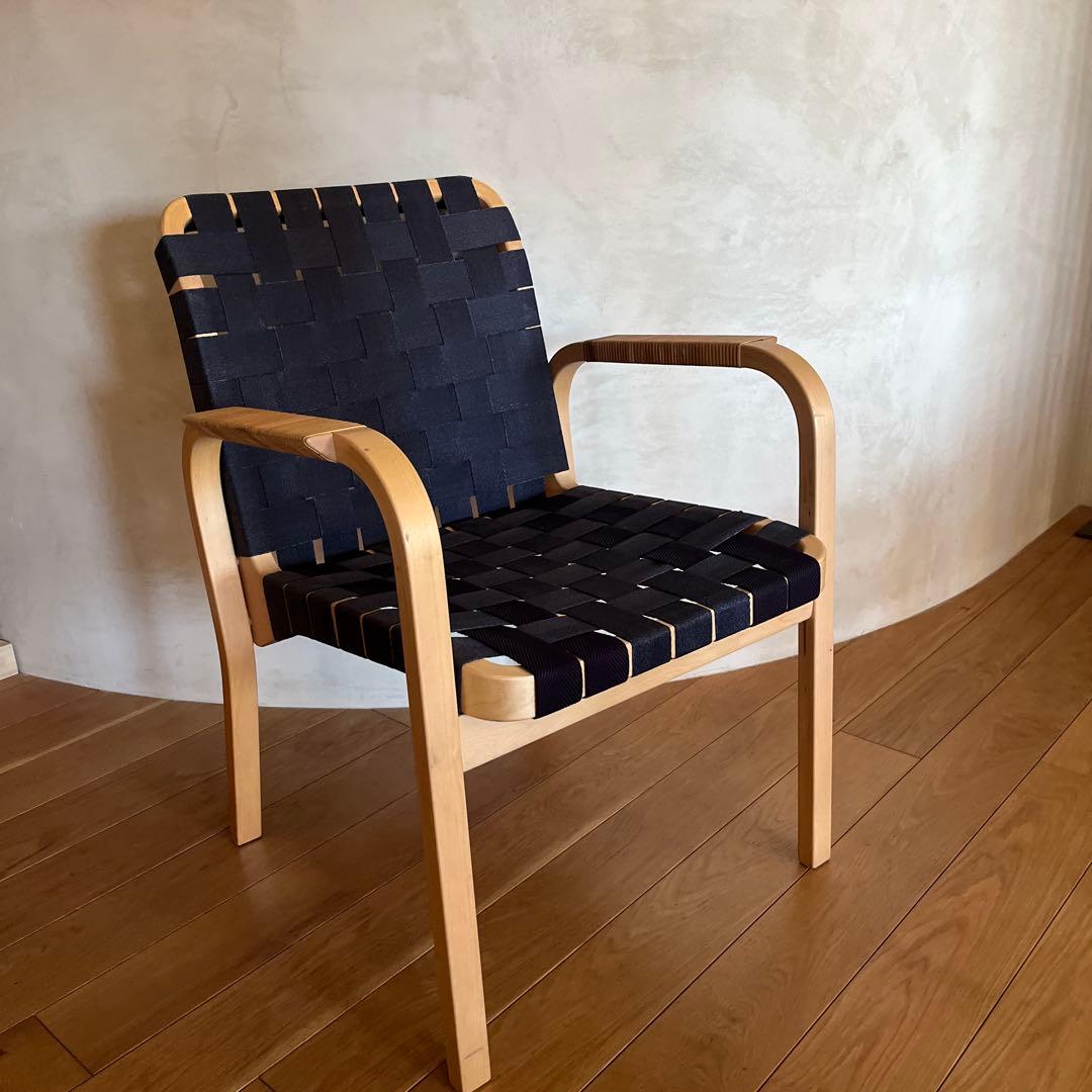 Artek 45 chair Aalto アアルト Artek Alvar Aalto Armchair 45 - Quilted Leather Upholstery - New