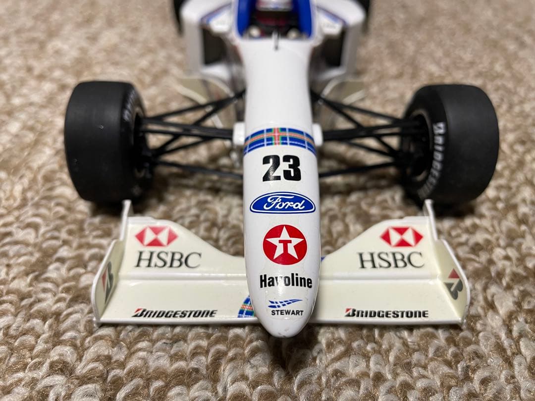 F1 スチュワート1997 1/18 マグヌッセン - メルカリ