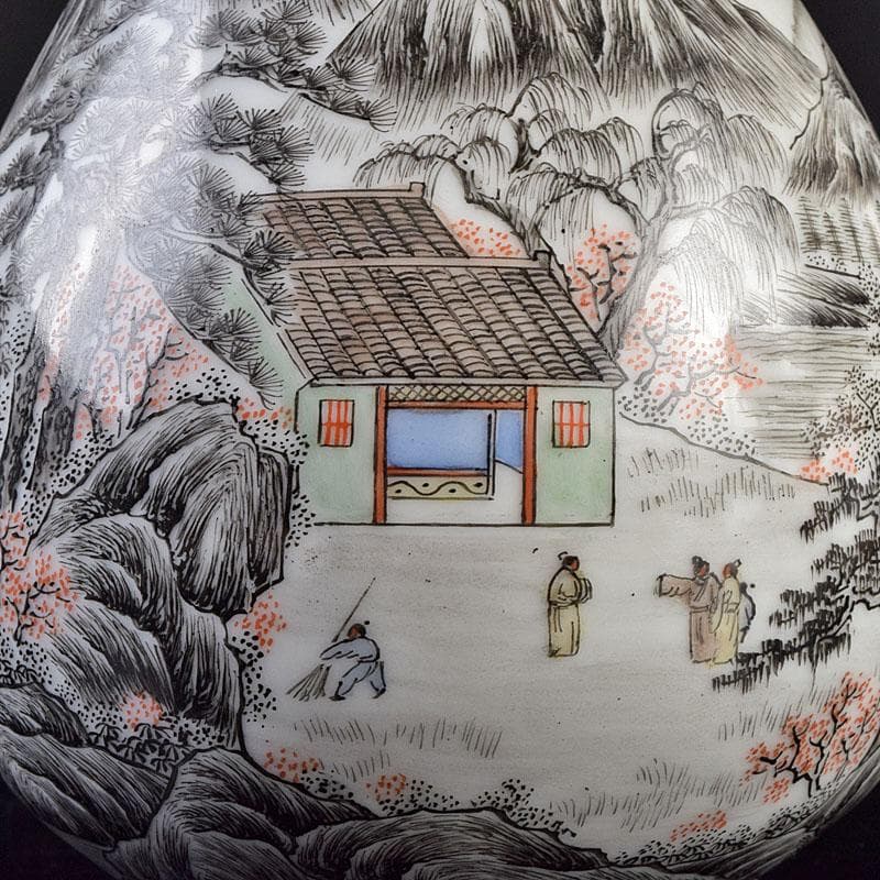 中国 乾隆年製款 粉彩 色絵 山水人物文 玉壷春瓶 V