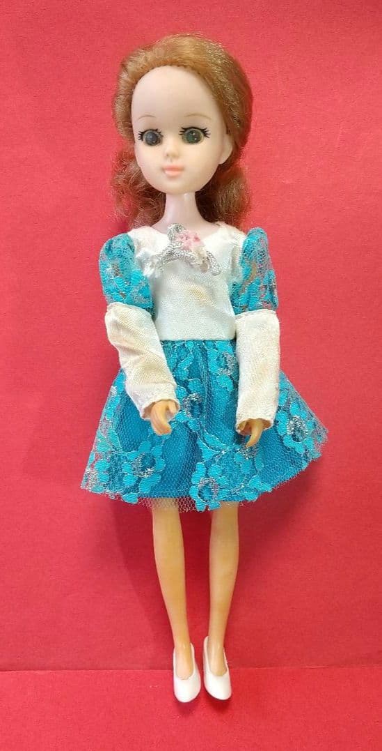 昭和レトロ 】初代いづみちゃん 7本まつげ 初代リカちゃんのお友達