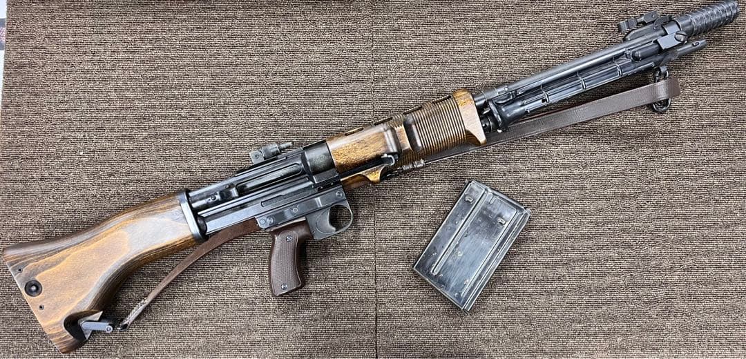 モデルガン】ショウエイ FG42 TypeⅡ - メルカリ