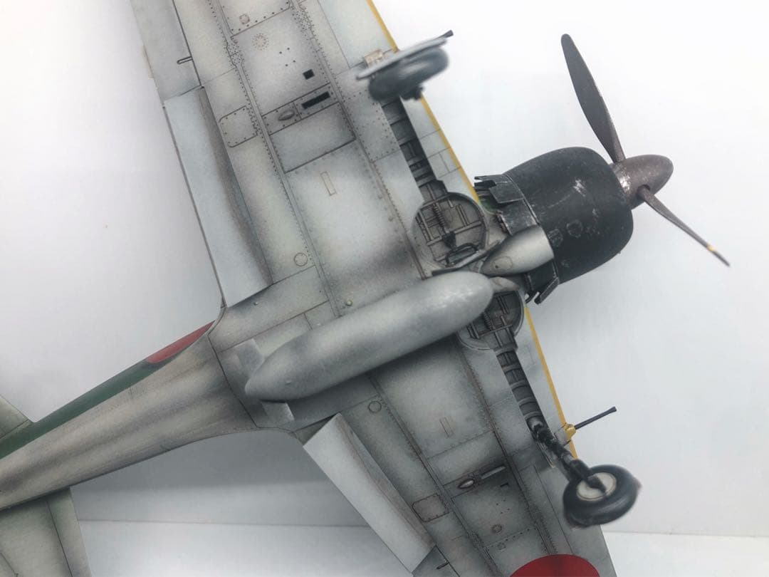 海賊プラモデル屋完成品】 1:48 撃墜王の岩本徹三乗機 - メルカリ