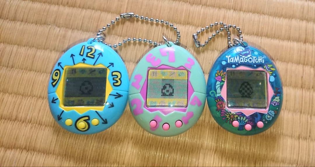 Tamagotchi 3個セット デジタルペット Tamagotchi Paradise - Jade Forest | Item | Tamagotchi Paradise