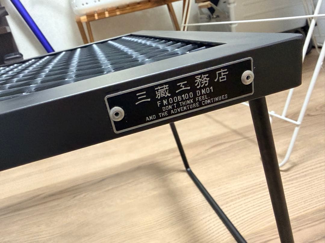 サンゾー工務店】 新品 アイアンテーブル IRON TABLE RODAN - メルカリ