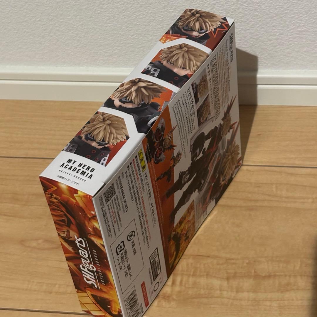 新品　未開封　BANDAI S.H.Figuarts 爆豪勝己 フィギュア