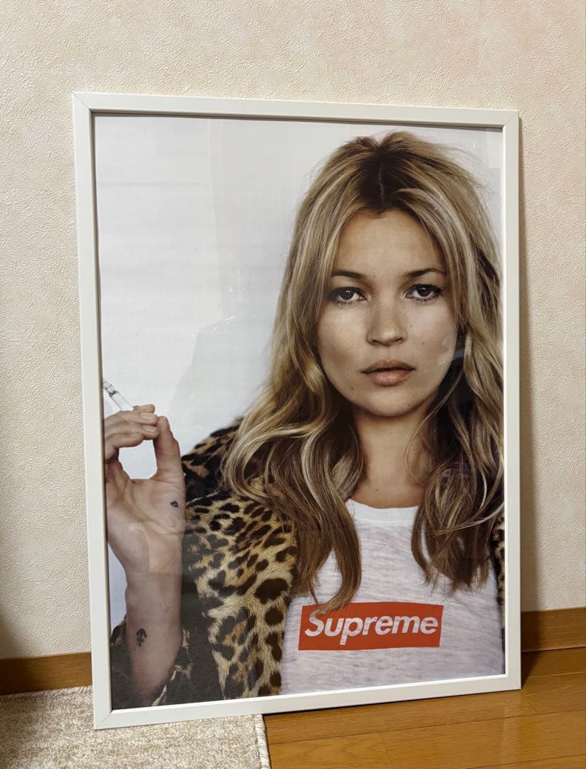 Supreme ケイト・モス(Kate Moss) ポスター Supreme ケイトモス（Kate Moss）のポスターを販売 ー NOISEKING