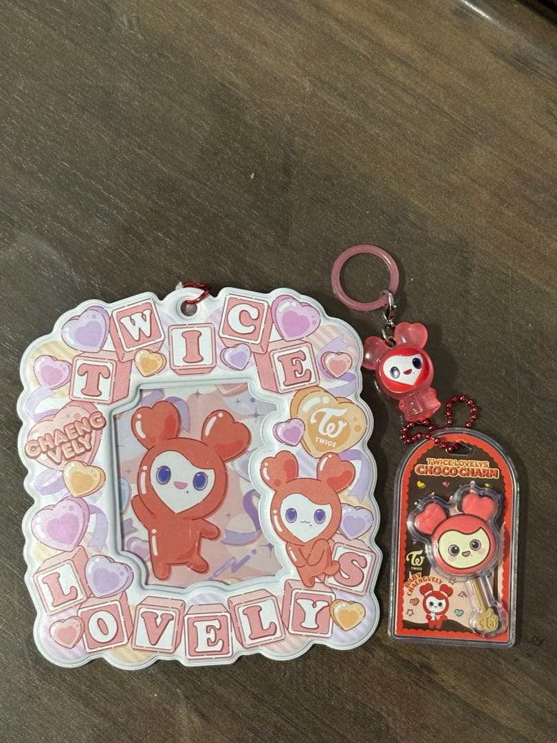 TWICEグッズ LOVELY チェヨン 3点セット - メルカリ