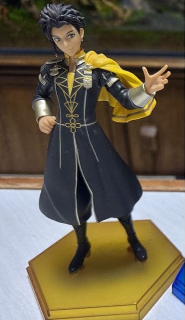 ファイアーエムブレム 風花雪月 フィギュア クロード 箱あり - メルカリ