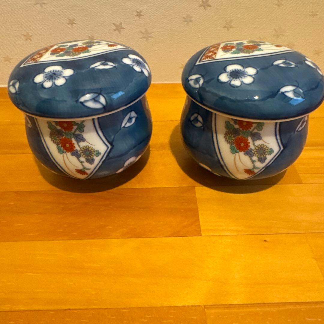青色花柄陶器製蓋つき煮物椀2個セット - メルカリ