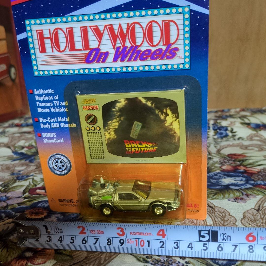 JohnnyLightning　BUCKtoTHE FUTURE　デロリアン Amazon | 1:24 BACK TO THE FUTURE PART III - TIME MACHINE (RAIL) W
