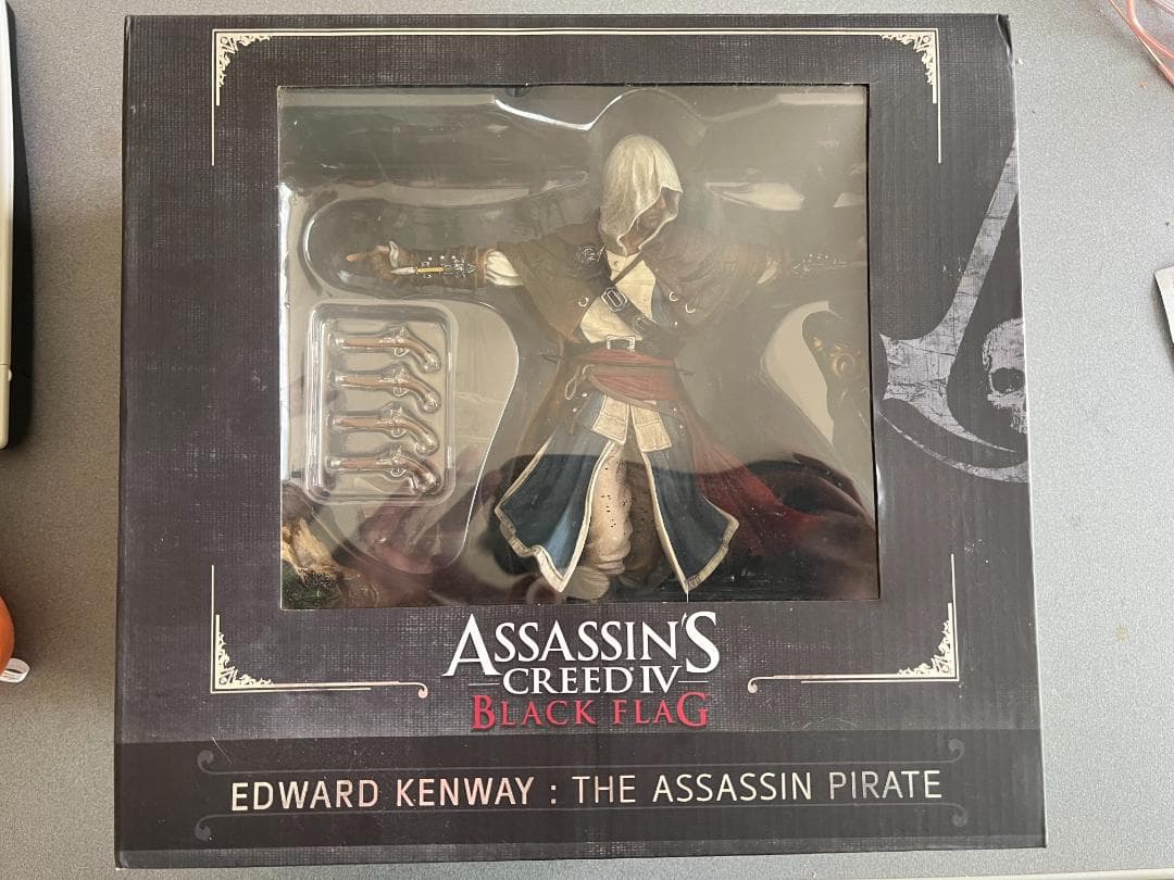 ゲームキャラクター ASSASSINS CREED IV BLACK FLAG EDWARD Amazon.co.jp: ASSASSIN'S CREED 4 BLACK FLAG PLAY ARTS改 エドワード