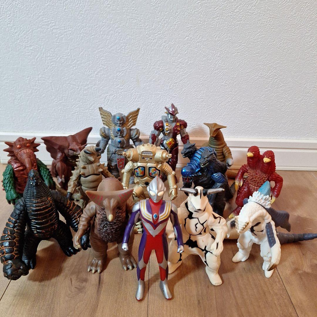 ウルトラマンシリーズ 怪獣フィギュア 14体セット