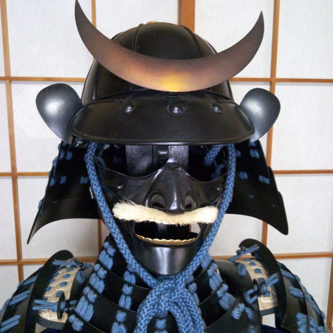 美品・未使用 「鎧の光山堂」製 「青紺糸威黒板札 桶川胴具足」 - メルカリ