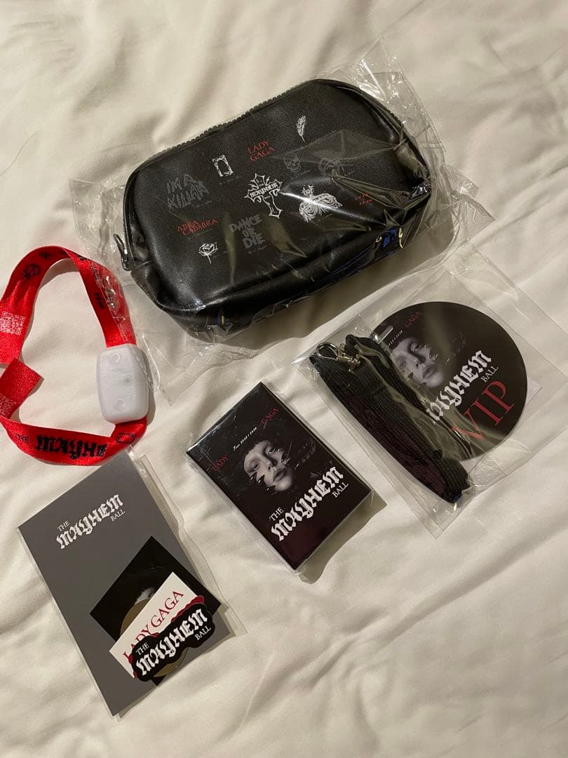 LADY GAGA VIP SILVER/BALCONY MERCH - メルカリ