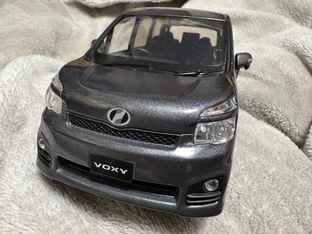 トヨタ ヴォクシー カラーサンプル グレーメタリック 特注品 非売品 美