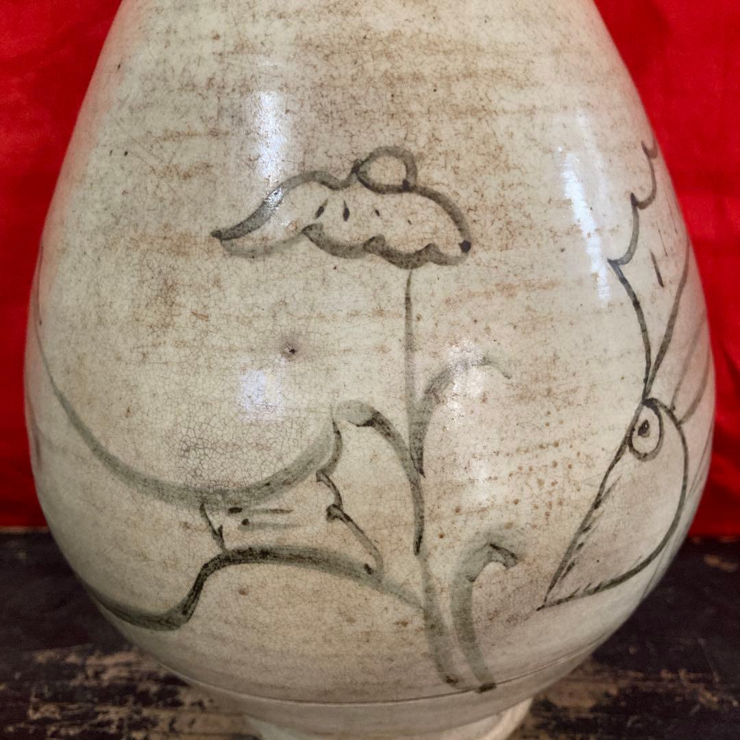 李朝 粉青沙器 白地鉄絵 瓶 徳利 魚水草文 鶏龍山