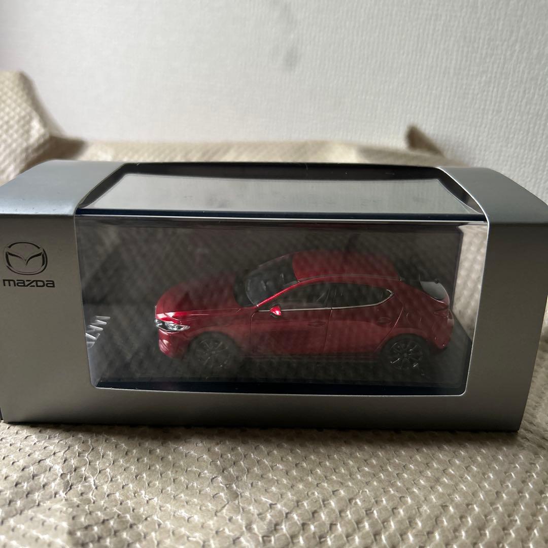MAZDA3モデルカー 1/43 Mazda 1/43 Mazda3 Sedan Polymetal Gray Metallic Dealer Exclusive